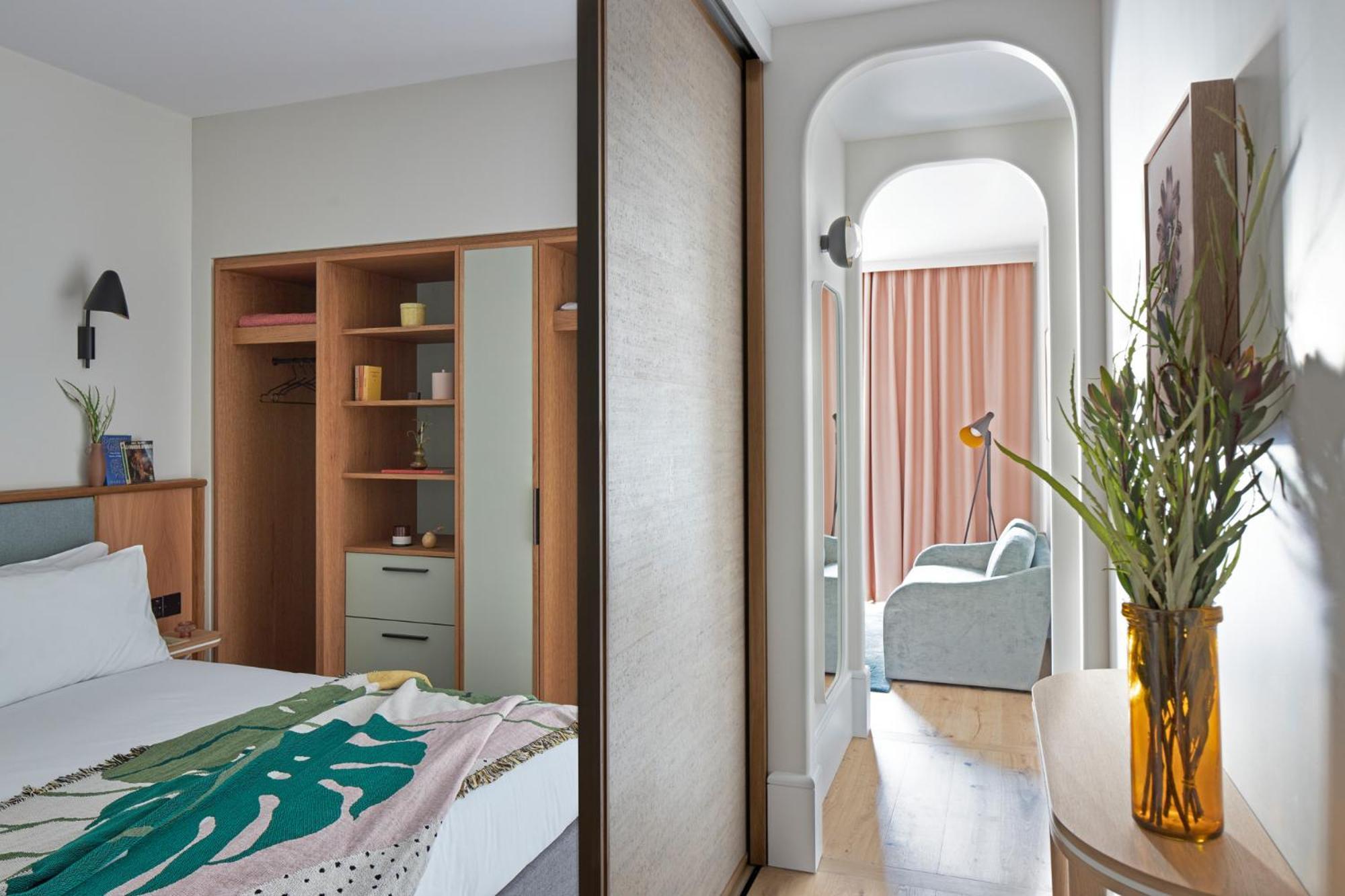 Turing Locke Hotell CBG Exteriör bild